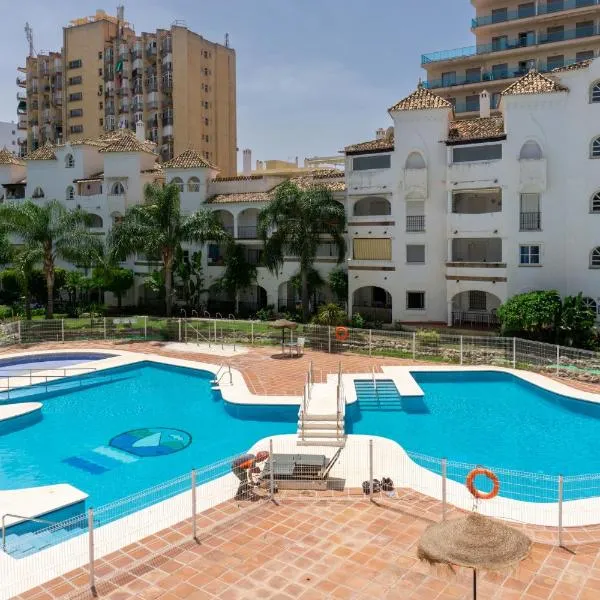 Las Palmeras BlueFish, hotel in Benalmádena