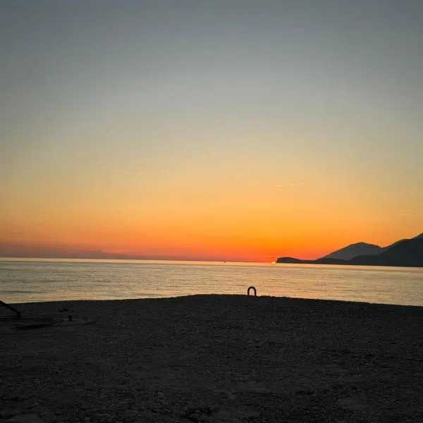 Camping Parknight, hotel din Piqeras