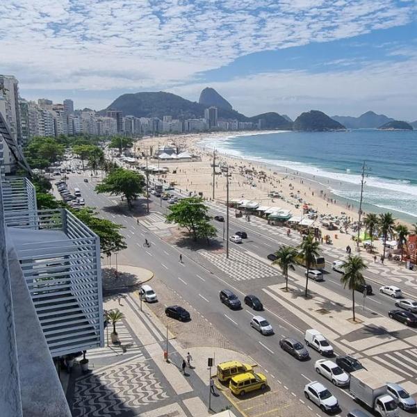 Apartamento de frente para o mar 3318