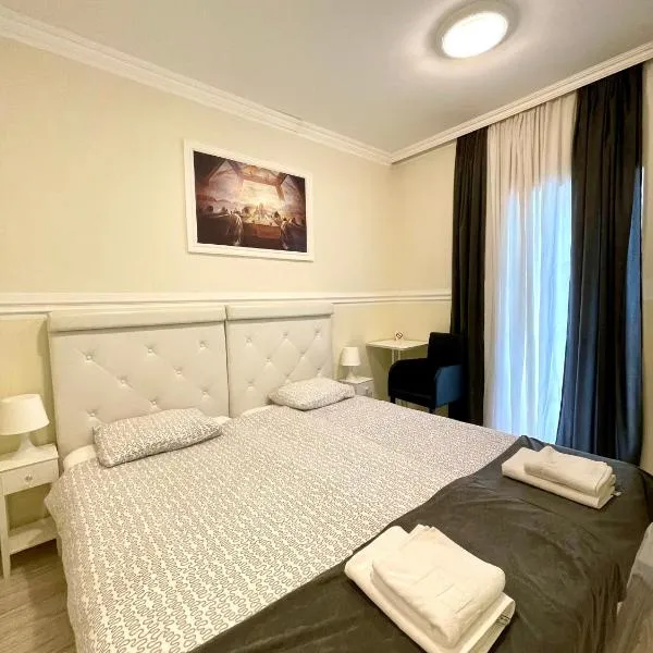 Villa Palace, hotel in Novi Sad