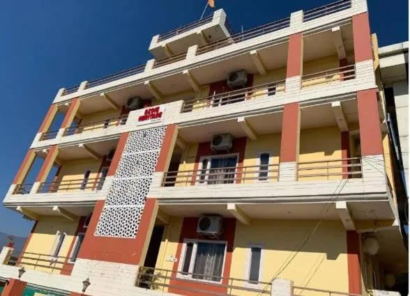 Bzoie Heritage, hotel in Dehradun
