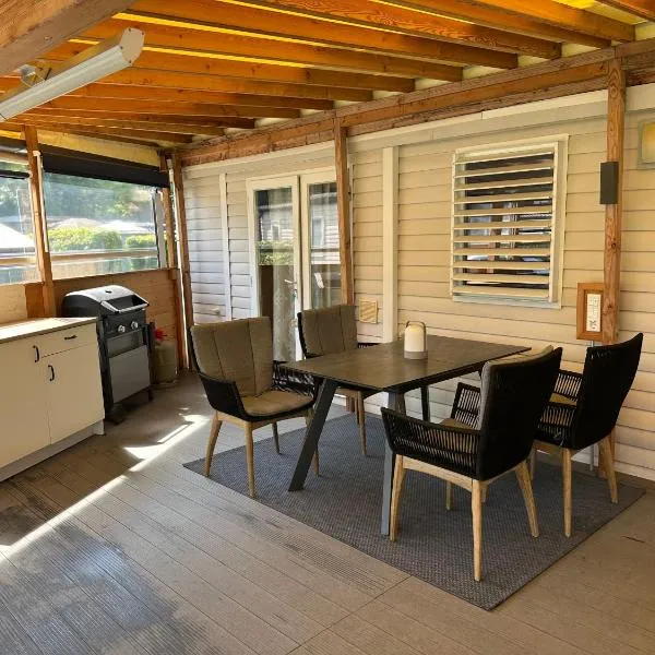 wallerseehomes 121, hotel in Baierham