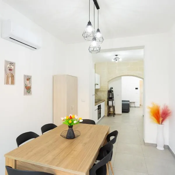 Casa Fiore - Appartamento nel Cuore del Salento, hotel v destinácii Maglie
