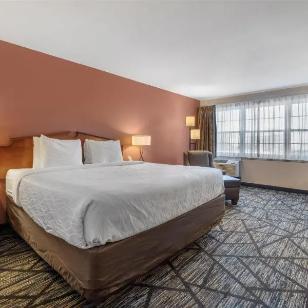 SureStay Plus Hotel by Best Western Auburn، فندق في أوبورن