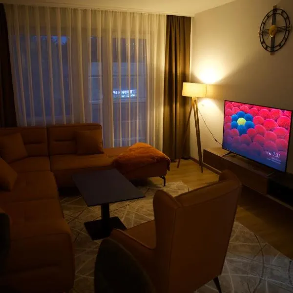 Jon Apartments, hotel in Peje