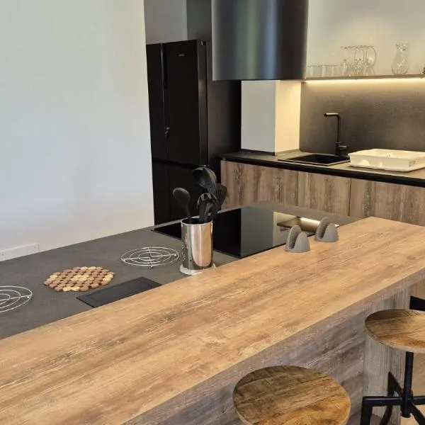 Alps lodge, отель в городе Домедже-ди-Кадоре