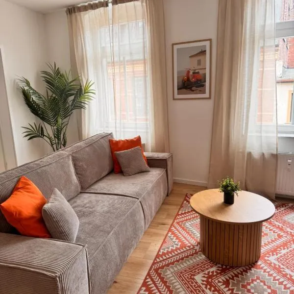 NEW Premium Apartment - Familienfreundlich, Parkplatz & in Wassernähe，位于马格德堡的酒店
