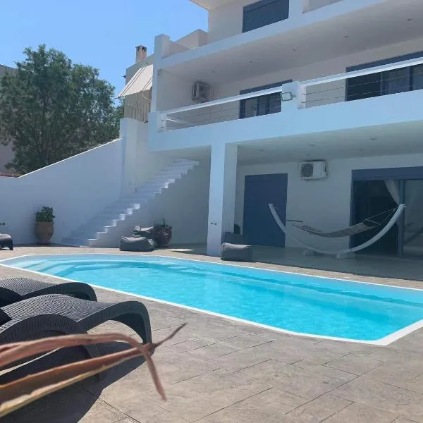 Áyioi में, होटल NV seafront Villa Aegina