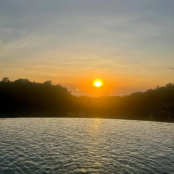 Kelingking Parama Resort, hotel em batumadeg