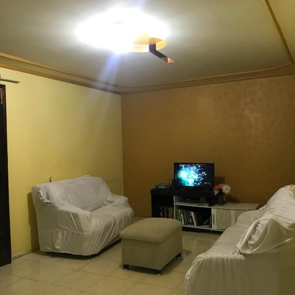 Casa completa em ótima localização - Foto 4