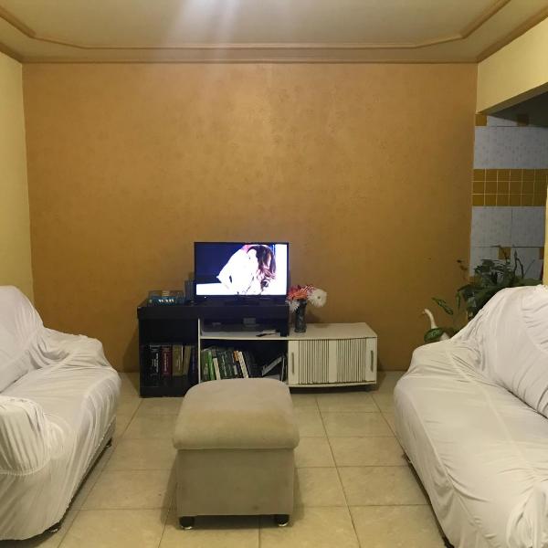 Casa completa em ótima localização - Foto 2