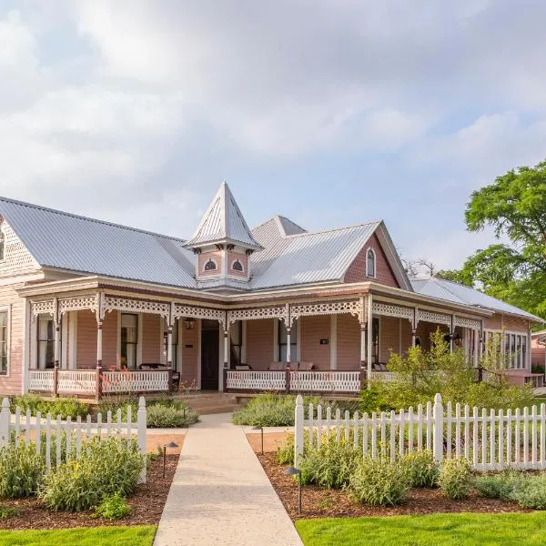 The Menagerie, Hotel in Fredericksburg