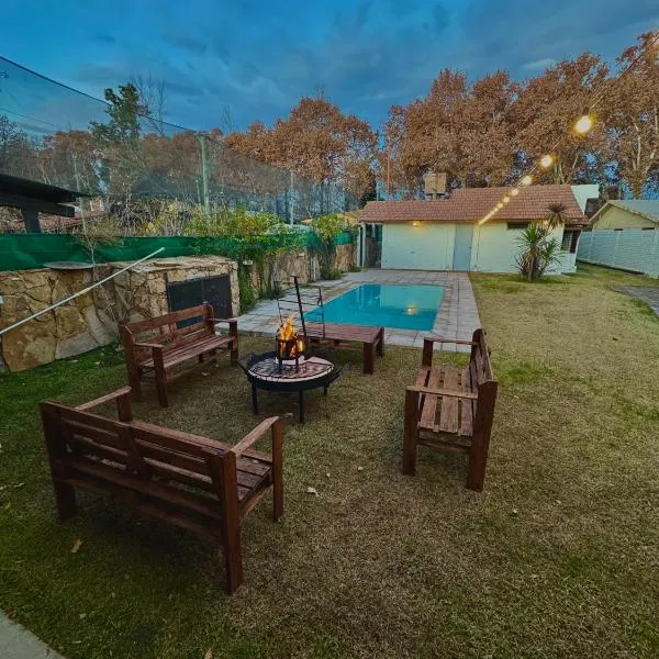 Casa Amplia en Ruta del vino, hotel in Ciudad Lujan de Cuyo