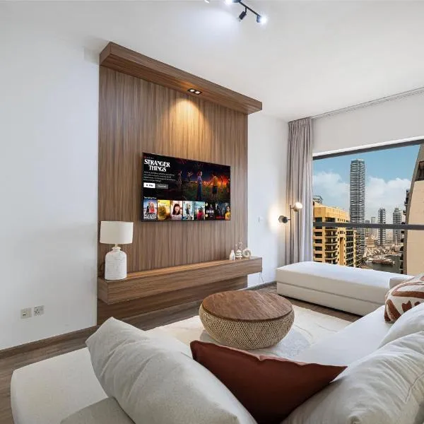 2BR Close to the beach - Projector Nights, ξενοδοχείο στο Ντουμπάι