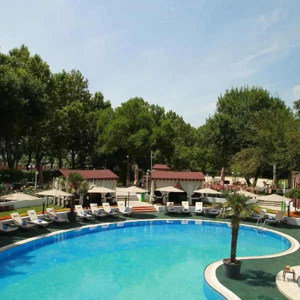 Wyndham Tashkent, hotel in Tashkent