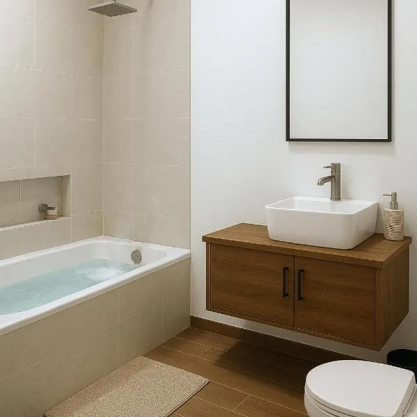 Casa Cómoda con Jacuzzi, Cochera, Terraza y Jardín, hotell i Arandas