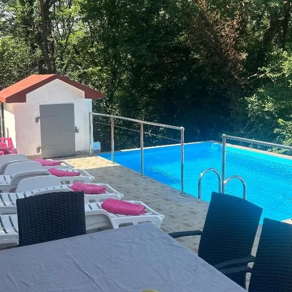 Sanleon, hotel v destinaci Bribir