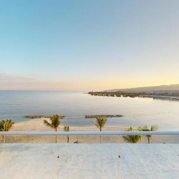 Princess Grand Jamaica Resort, hotel din Green Island