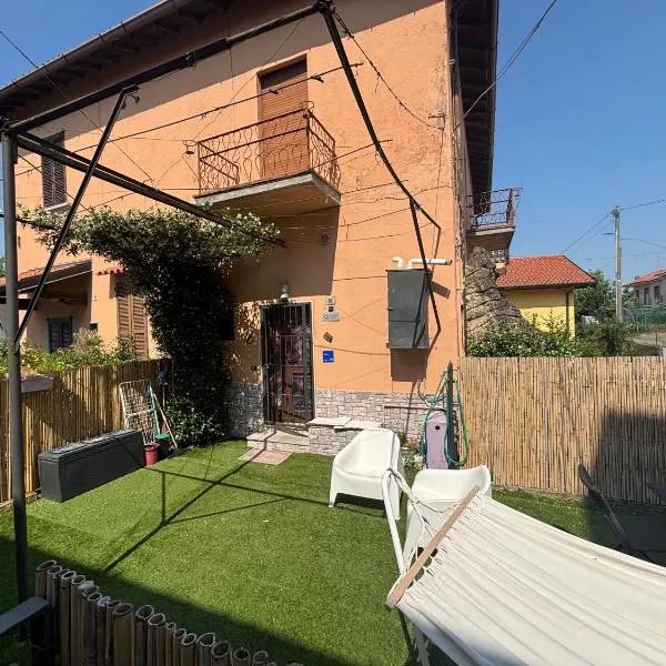 Davide's House, hotel v destinaci Casatenovo