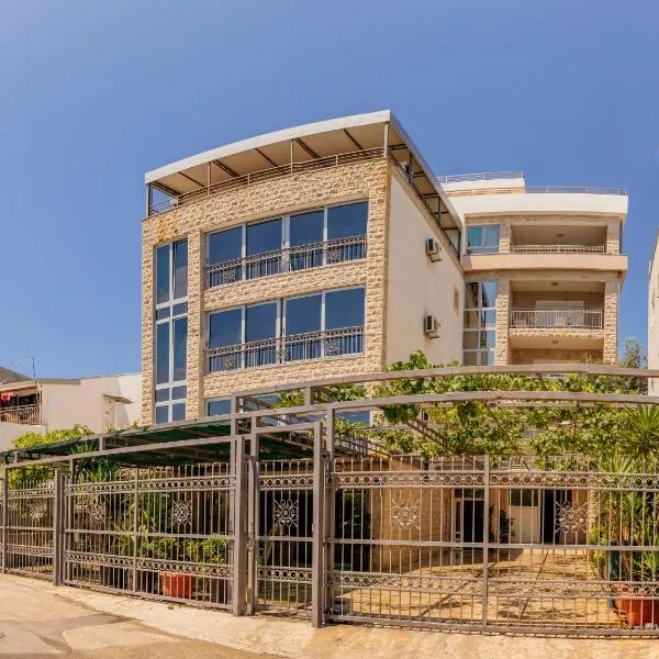 Apartmani V I S, hotel v destinaci Šušanj