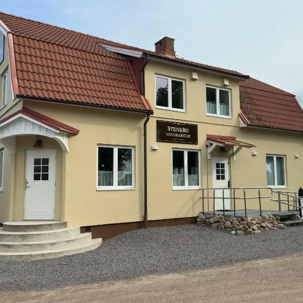 SteneBo, hotel 