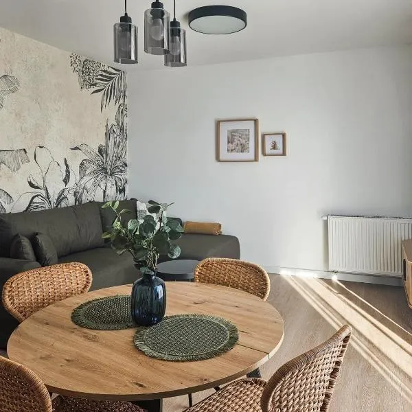 Kairos Apartments -Portos- darmowy parking, klimatyzacja, hotel in Olsztynek