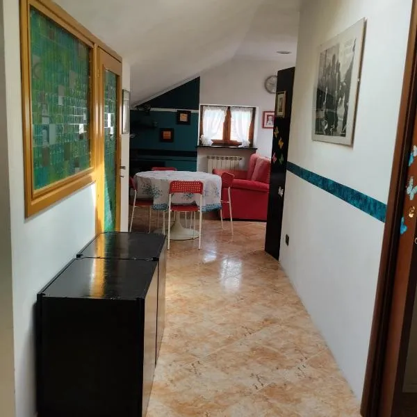 Mansarda Giaveno, hotel v destinaci Giaveno