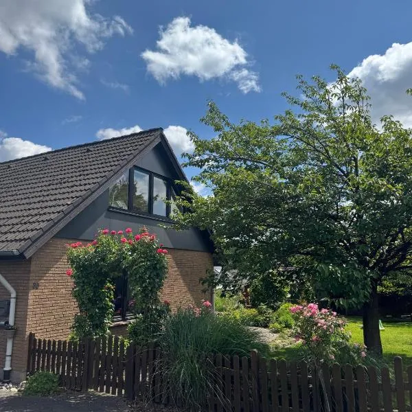 Ferienwohnung am Teutoburger Wald, hotel in Lage