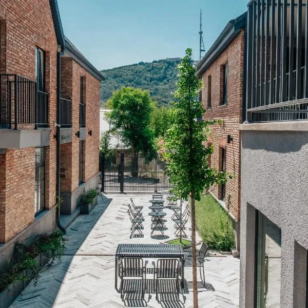 Artifact Apart Hotel, hotel in Tbilisi City