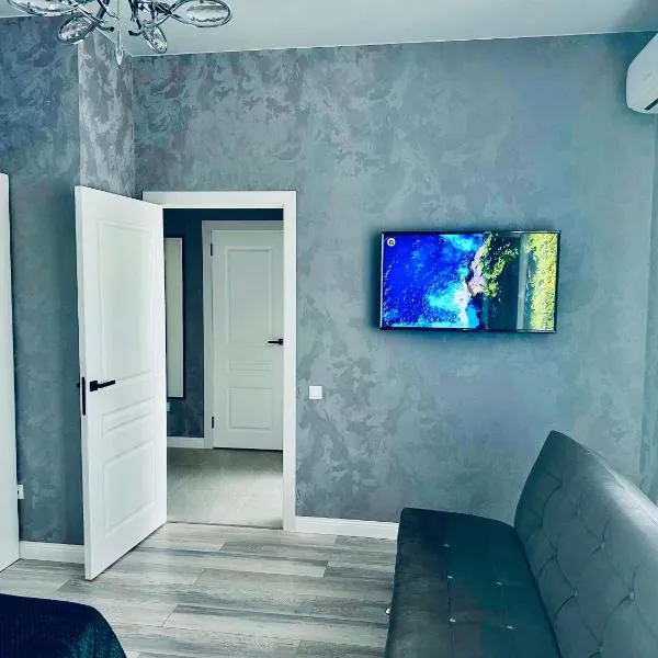 Новая квартира на Набережной, hotel in Astana