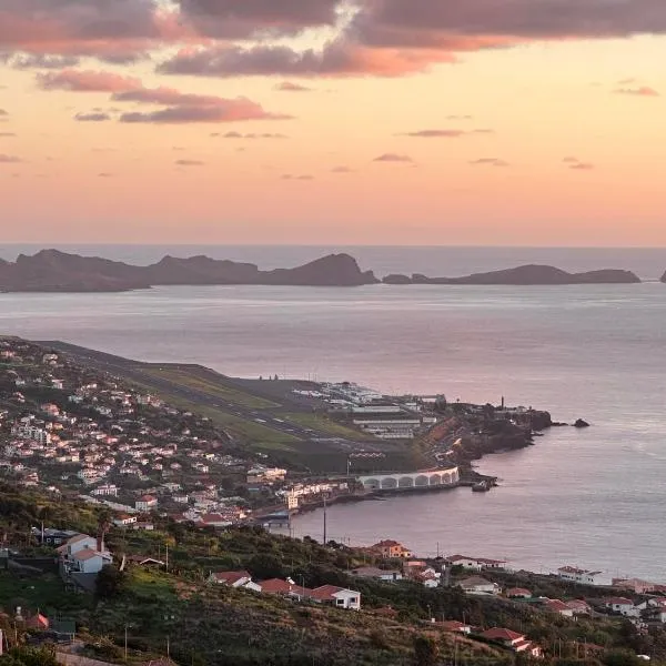 Sea View Andrade 3 Bedroom House, hotell i Gaula