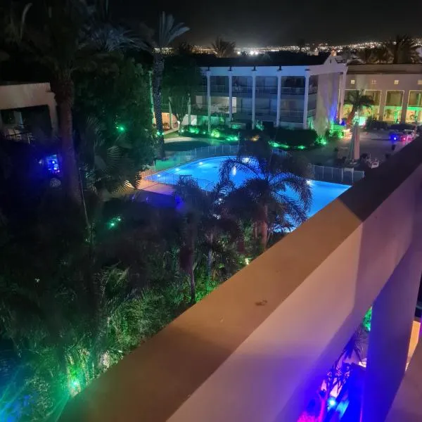 Royal park LUXURY apartment, hotel in Eilat