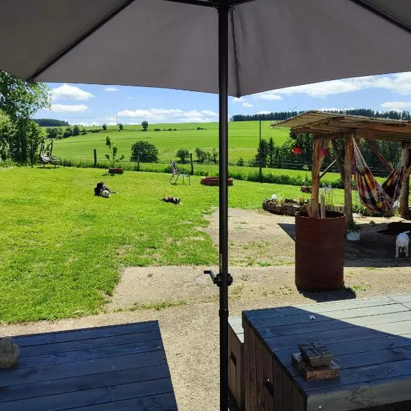 Ferienhaus Eifel Lotti, hotel i Reuth
