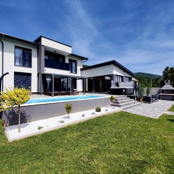 Villa Biser Gacke, hotel v destinaci Sinac
