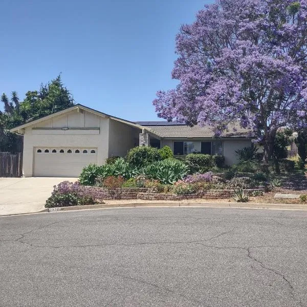 Custom Home - Beach close/convenient to everything, hotel v destinaci Oceanside