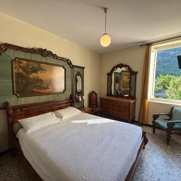 Albergo Dellangelo, hotel v destinaci Pieve di Teco