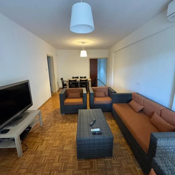River Court, Flat 8, hotel in Nicosia