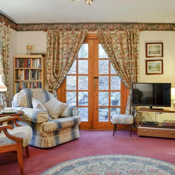 Toll Bridge Lodge, hotel v destinaci Banchory
