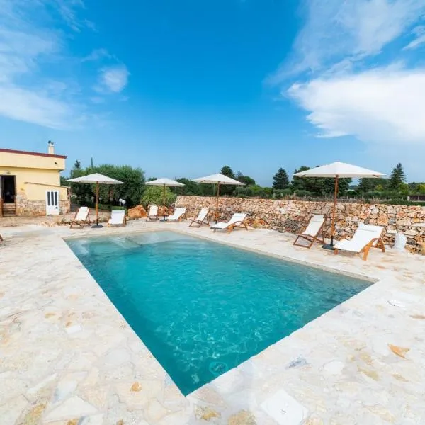Villa MARIO, hotel in Mottola