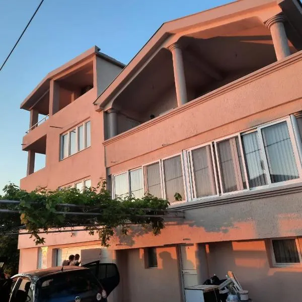Apartmani Maravella, hotel in Bar