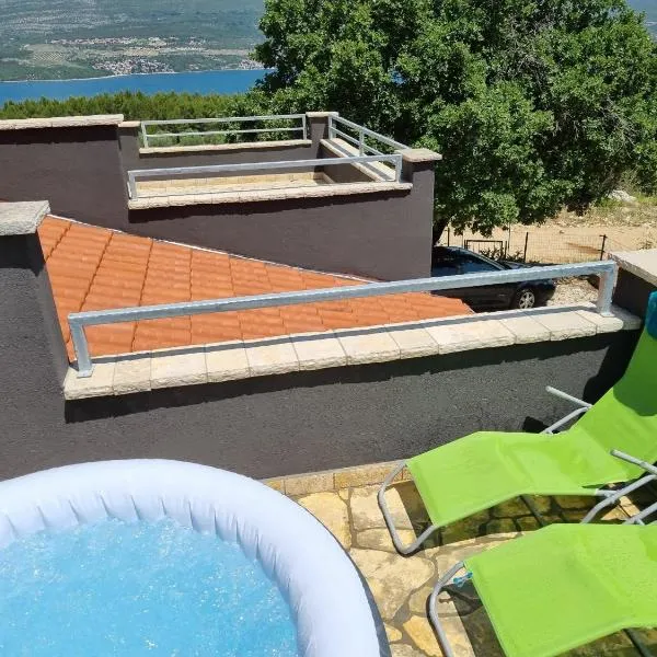 Villa Panorama, hotel in Pridraga