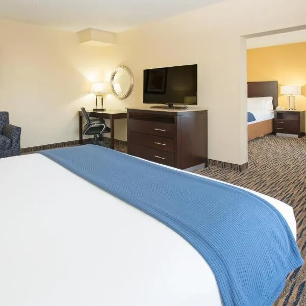 Holiday Inn Express & Suites Denver North - Thornton by IHG, hotell sihtkohas Thornton
