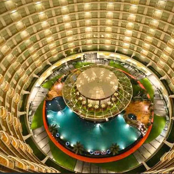 Rajhans belliza, hotel v destinaci Surat