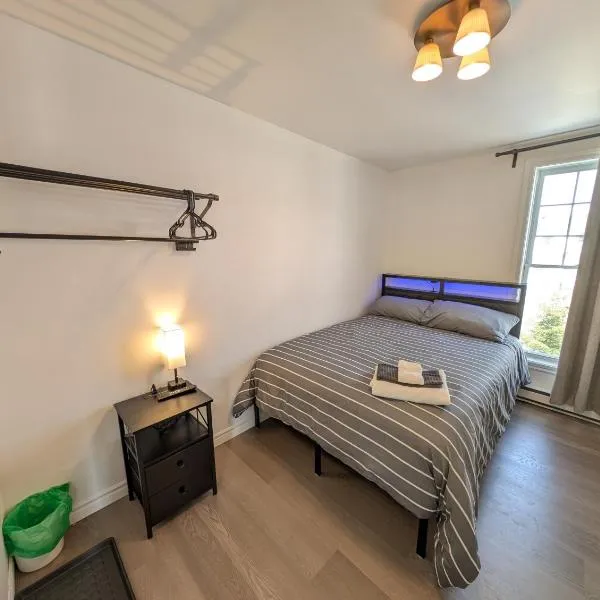 Auberge Zacharie, hotel di Rivière-à-Pierre