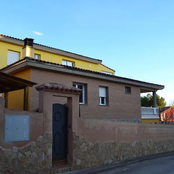 Casa Dobón, hotel in Castralvo