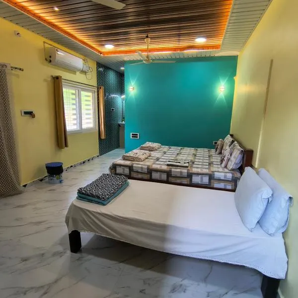 VAIBHAV HOME STAY, hotel v destinaci Hampi