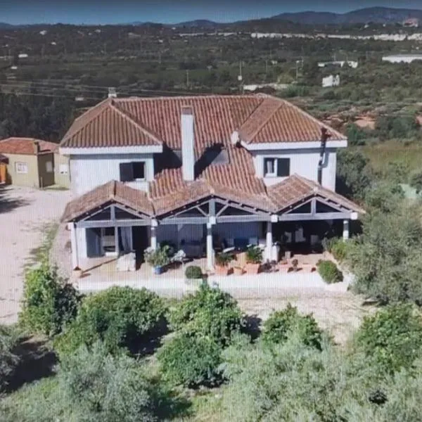Landhuisvilla b&b Villa Pardalot, hotel di Cálig
