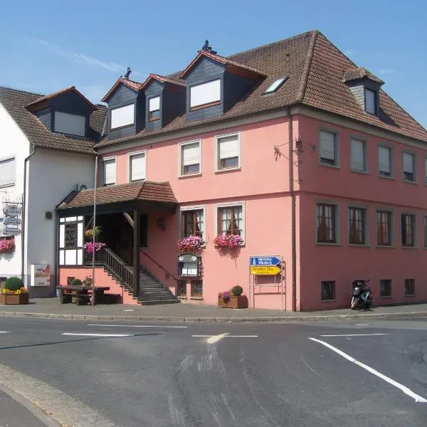 Hotel Schwarzes Ross, hotel v destinaci Schwarzach am Main