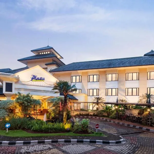 Prime Plaza Hotel Purwakarta, hotel v destinaci Purwakarta