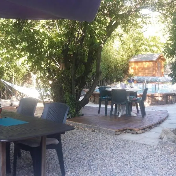 Maison Occitane, hotel en Saint-Nazaire-dʼAude